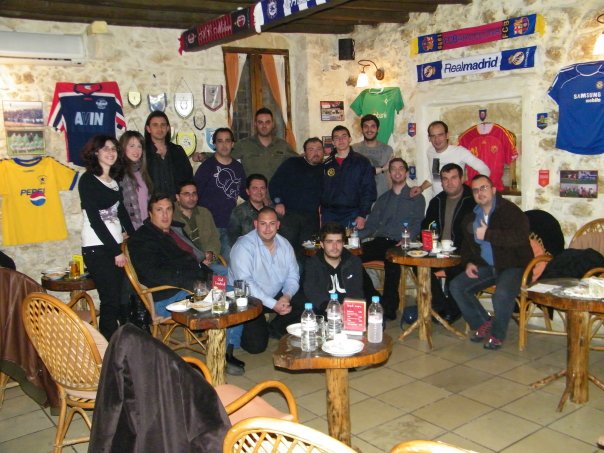 Οι παραγωγοί του ΗΧΟΣ FM στην κοπή πίτας 2010